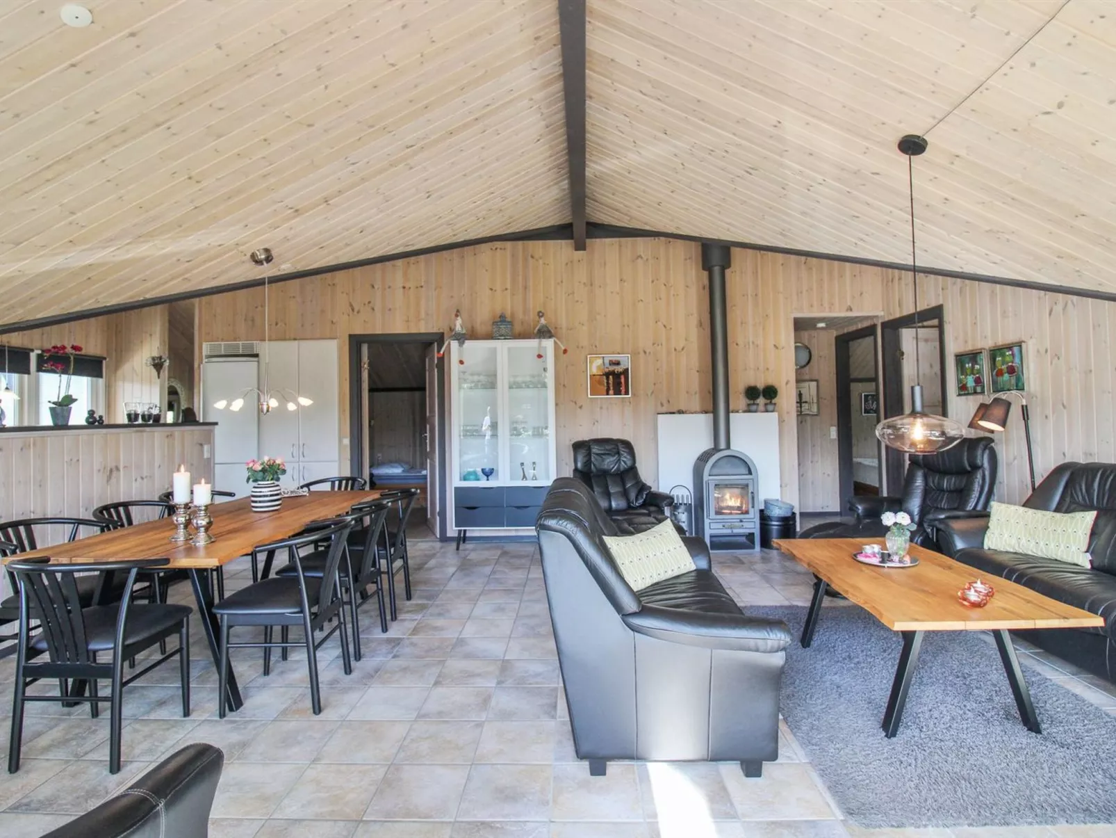 "Maureen" - 10.5km from the sea-Binnen