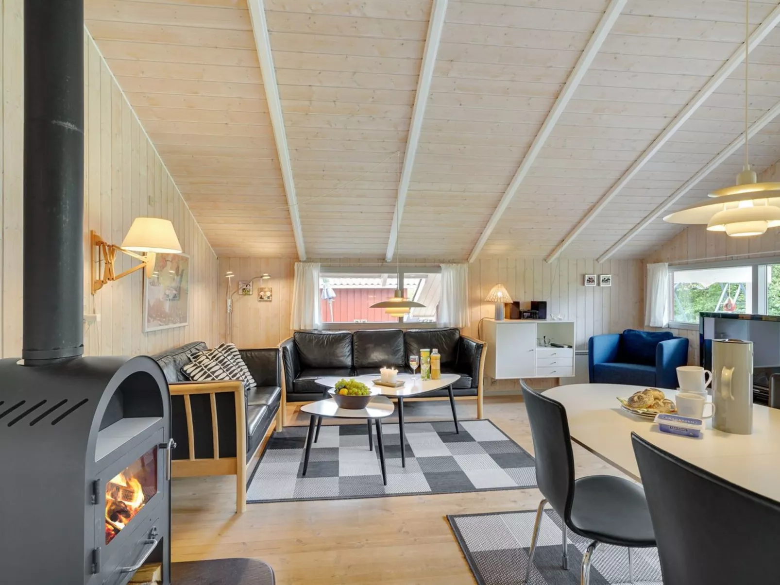 "Danna" - 850m to the fjord-Binnen