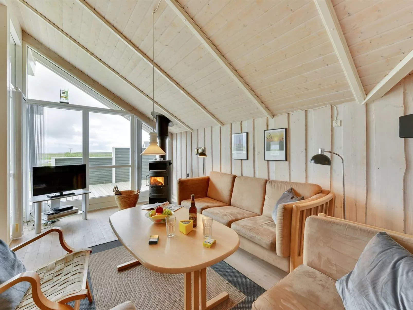 "Valea" - 300m to the fjord-Binnen