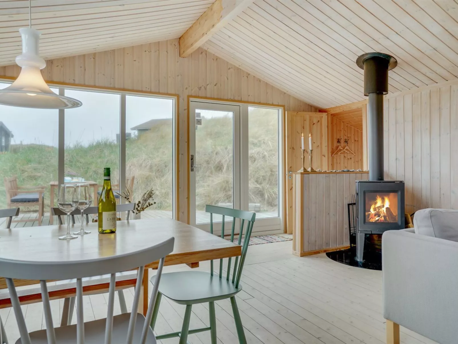 "Mylius" - 100m from the sea-Binnen