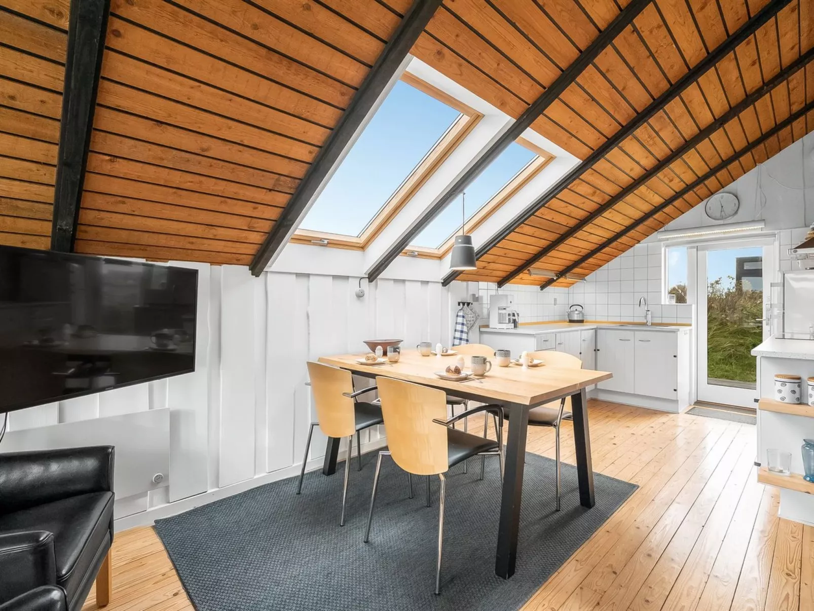 "Olesia" - 250m from the sea-Binnen