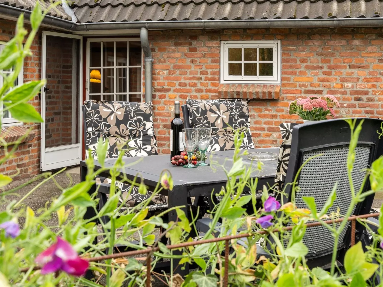 "Hedda" - 15km from the sea-Buiten