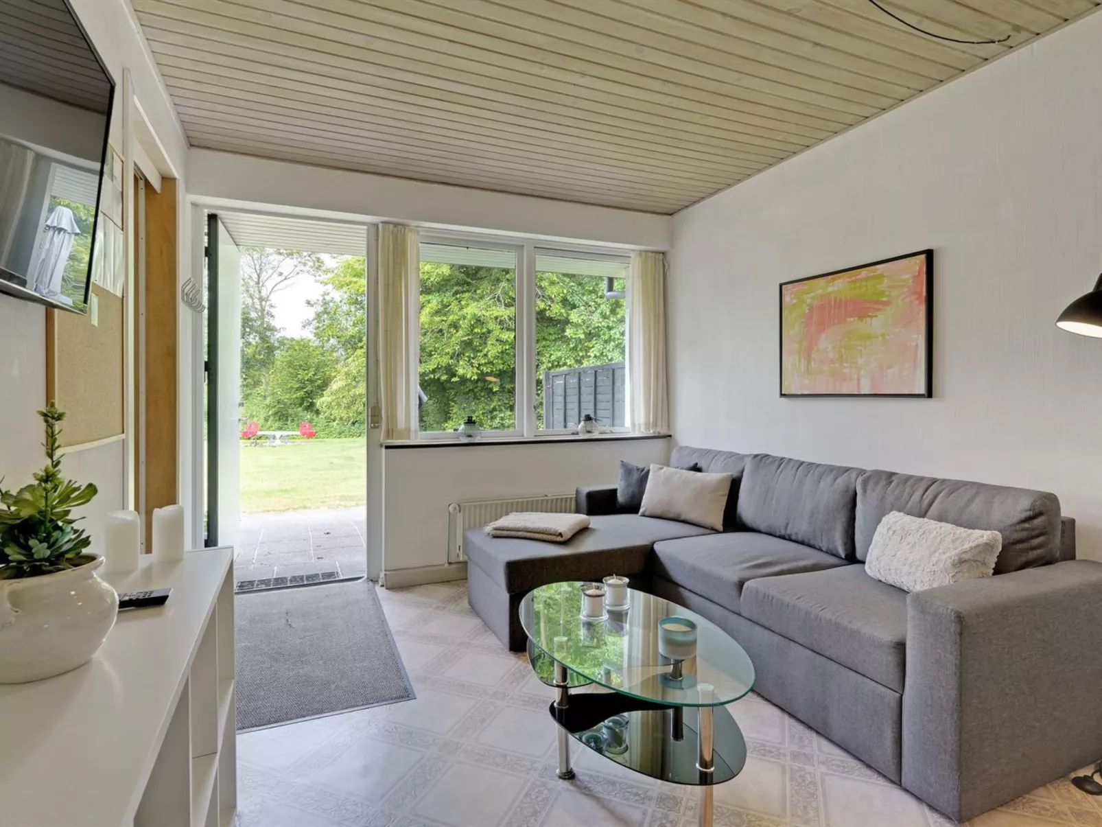 "Wisti" - 20km from the sea-Binnen