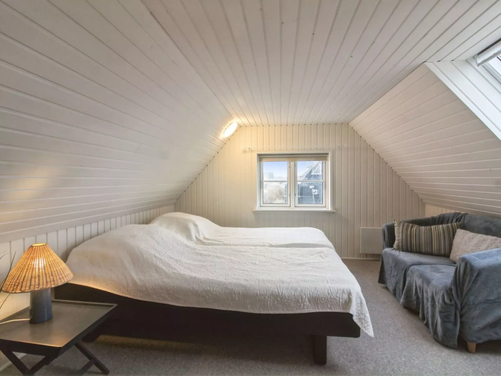 "Edmond" - 150m from the sea-Binnen