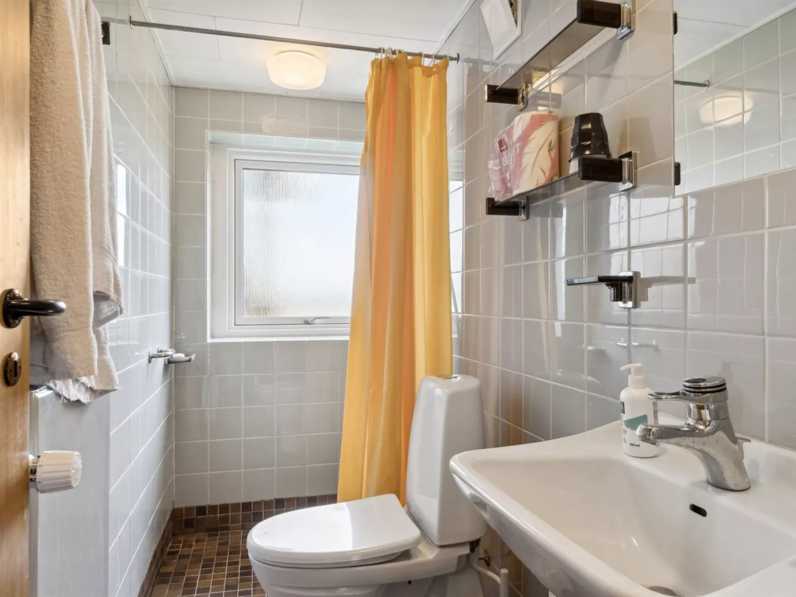 "Merete" - 50m from the sea-Binnen