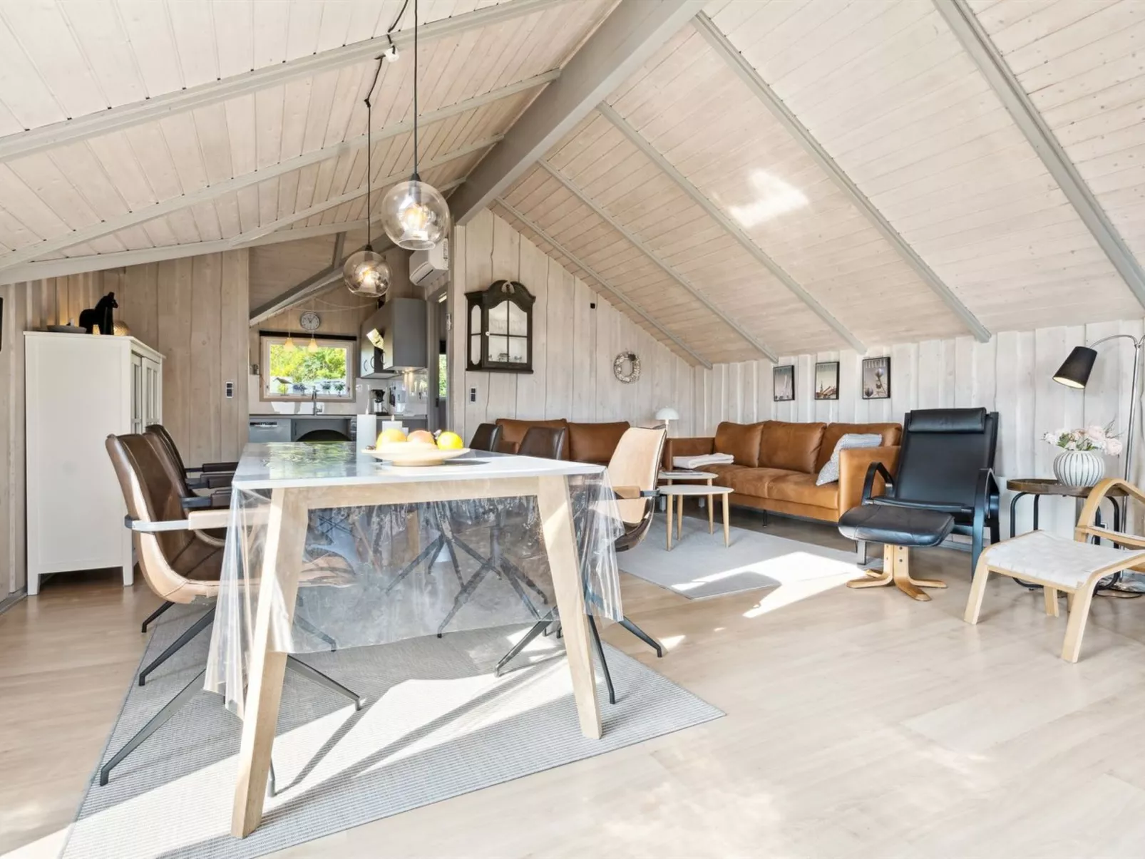 "Algut" - 75m from the sea-Binnen