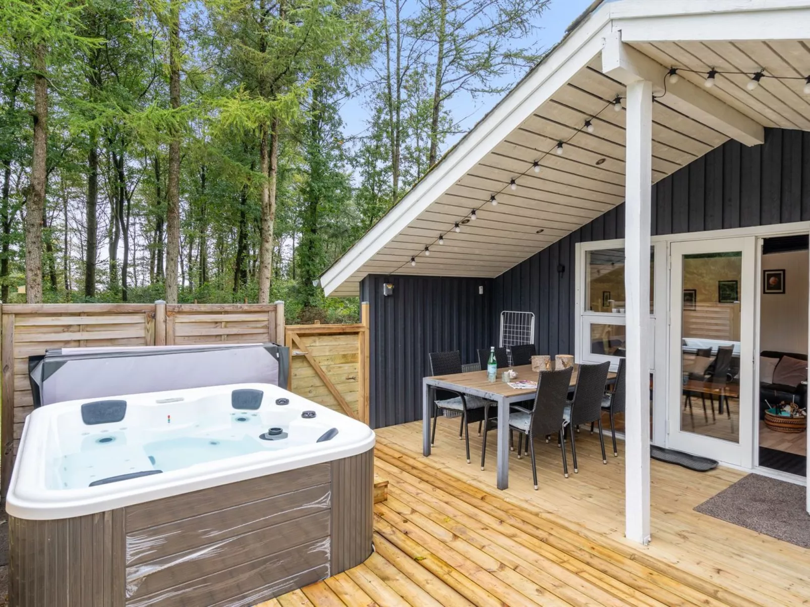 "Brynhild" - 30km from the sea-Buiten