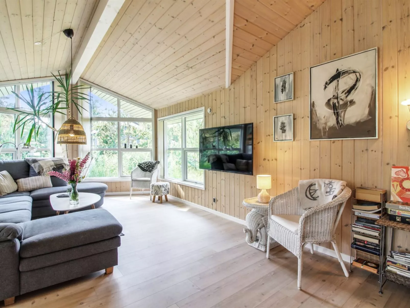 "Arlett" - 950m from the sea-Binnen