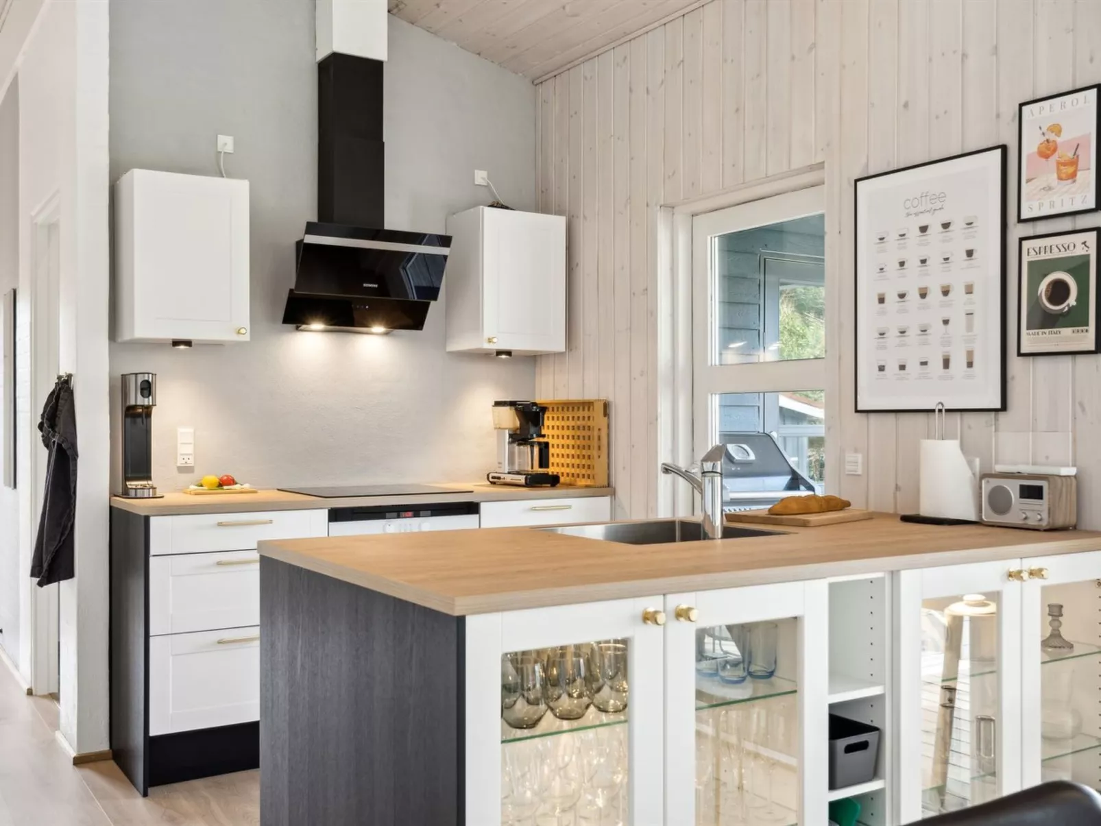 "Liesel" - 700m from the sea-Binnen