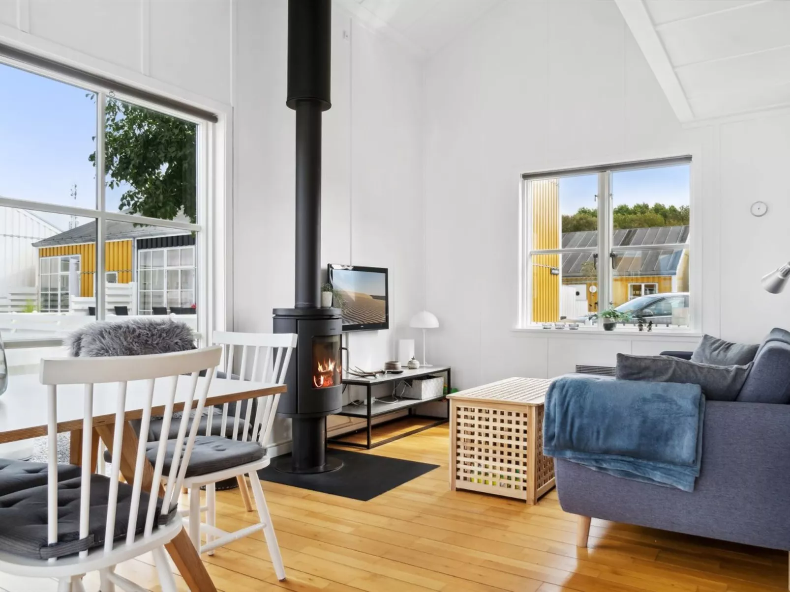 "Annlis" - 5m from the sea-Binnen