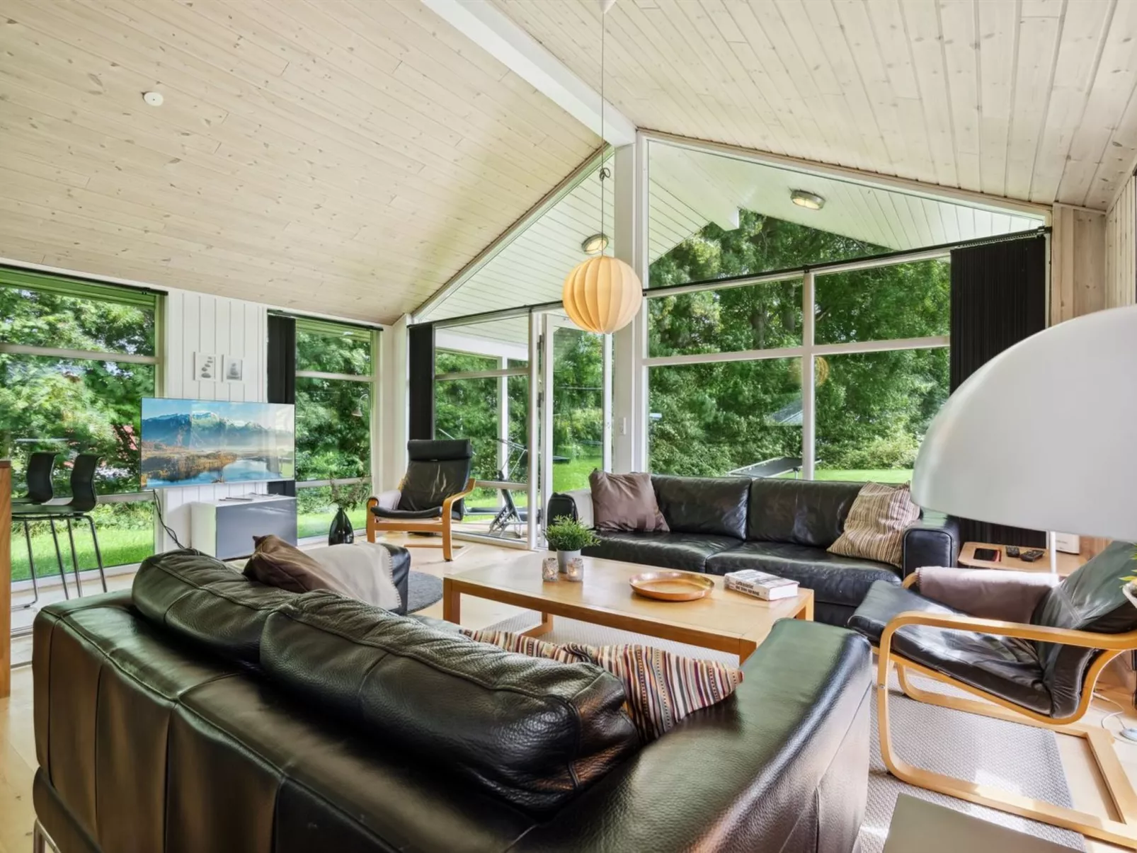 "Edin" - 150m from the sea-Binnen