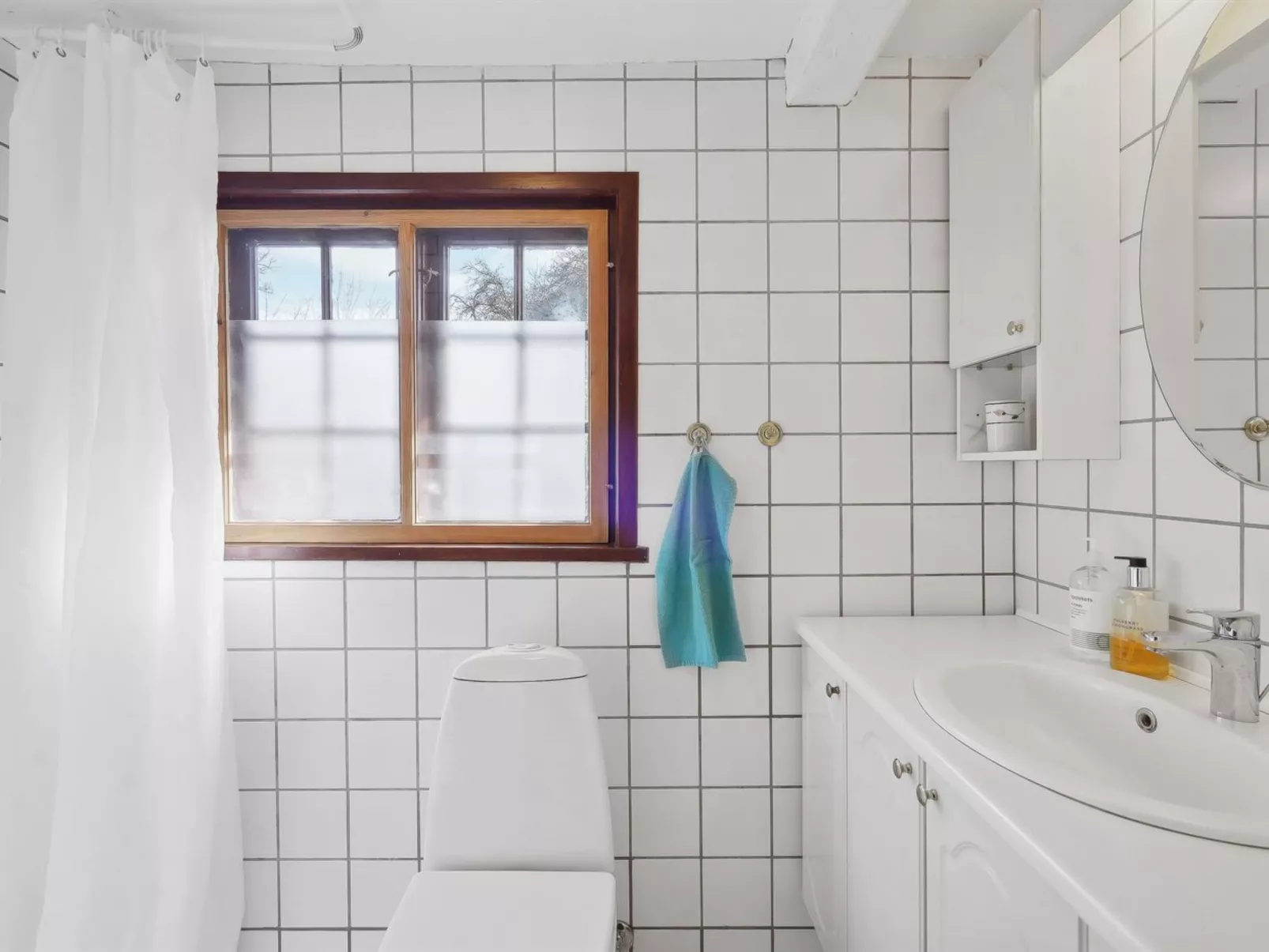 "Elvin" - 2.7km from the sea-Binnen