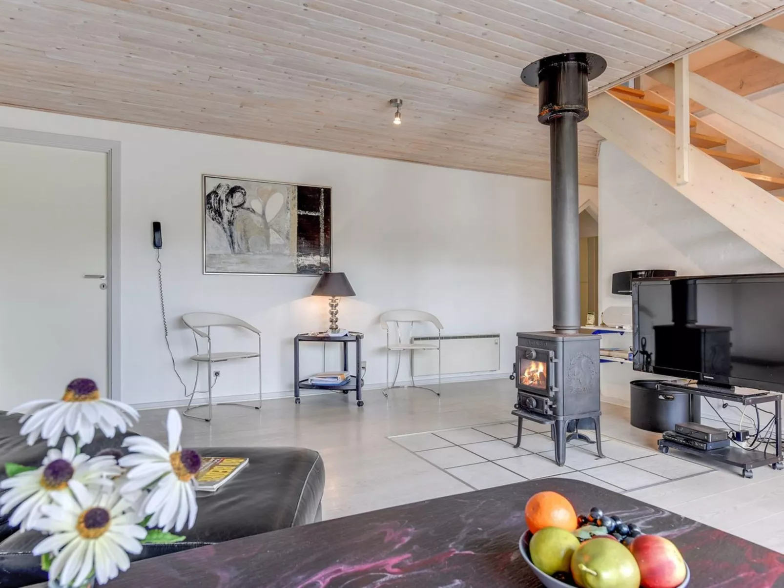 "Tabithe" - 2.2km from the sea-Binnen