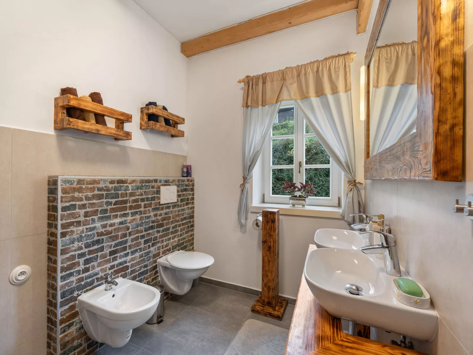 Roubenka Maleč-Binnen