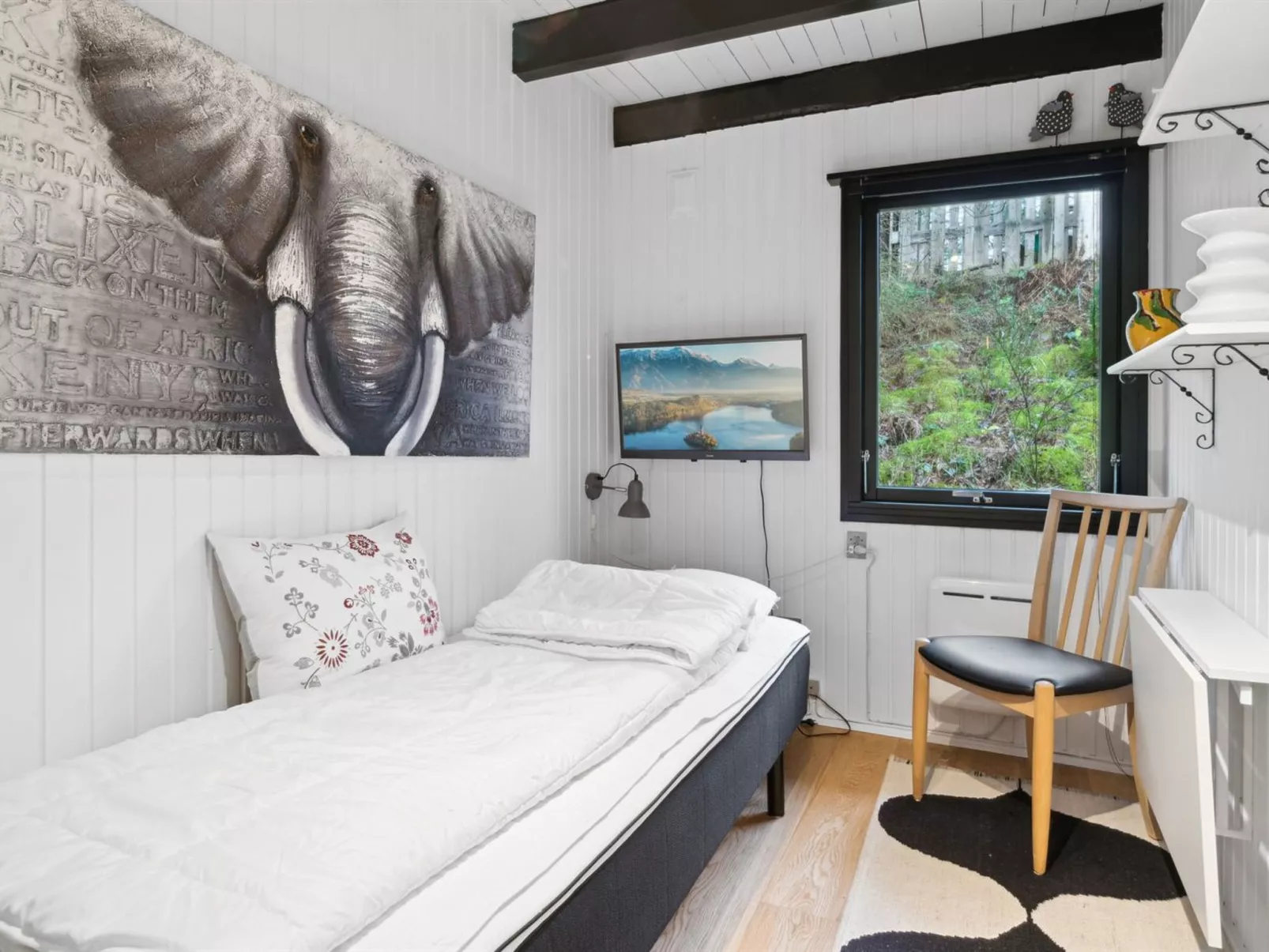 "Anthonette" - 900m from the sea-Binnen