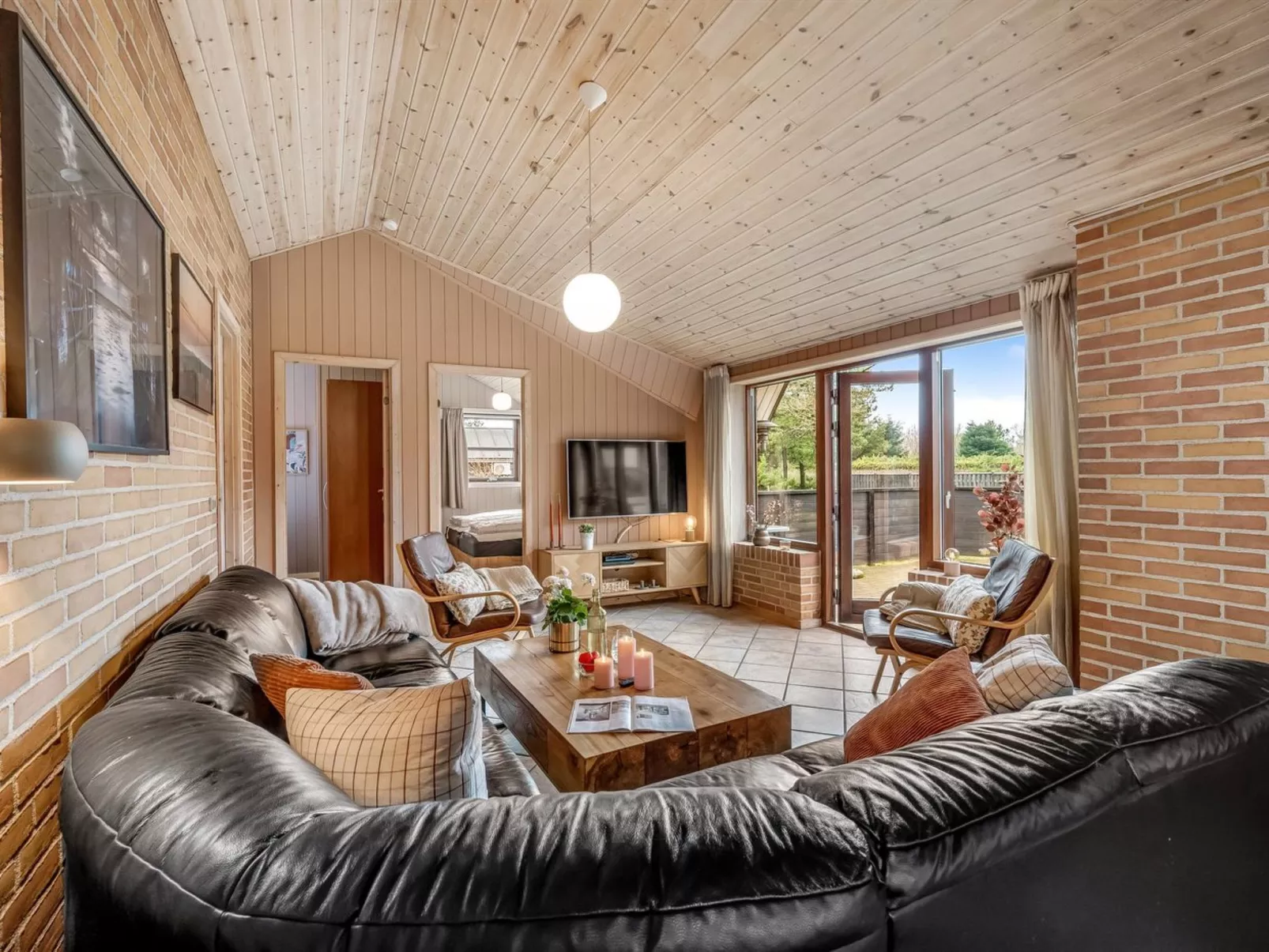 "Mico" - 500m from the sea-Binnen