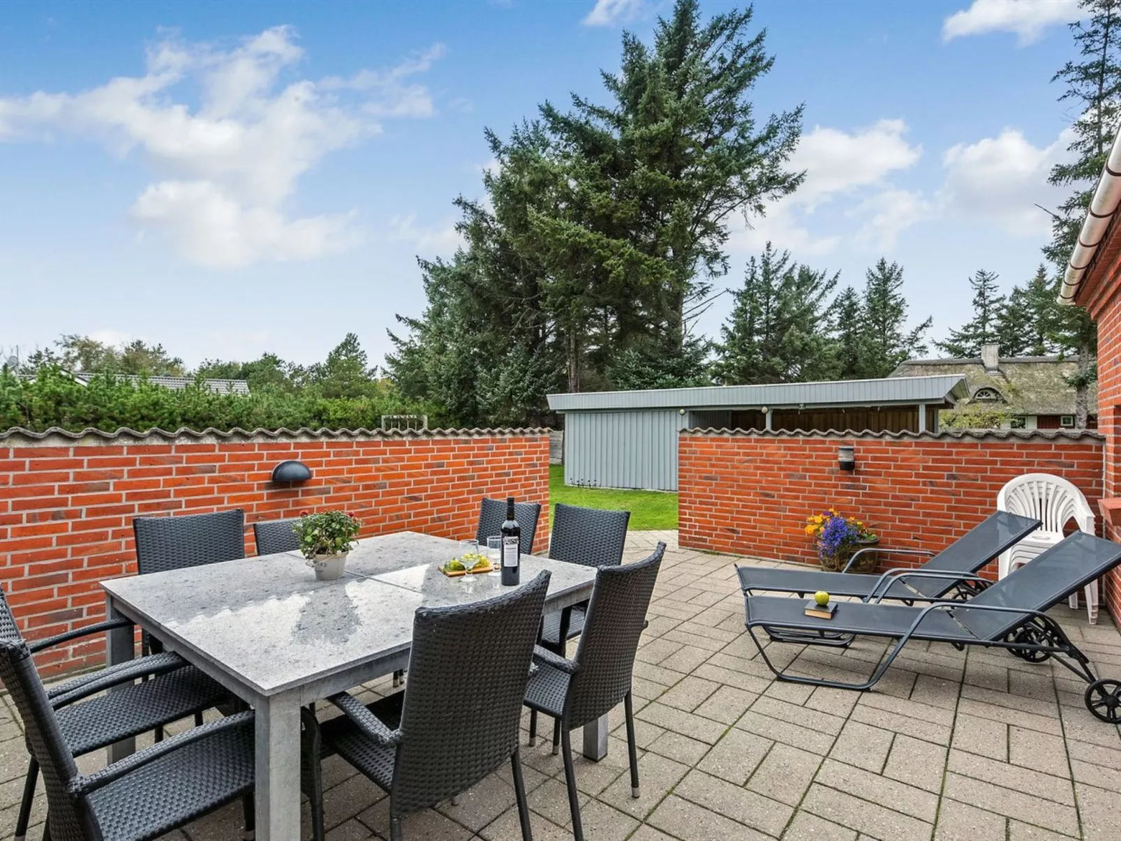 "Pernilla" - 2km from the sea-Buiten