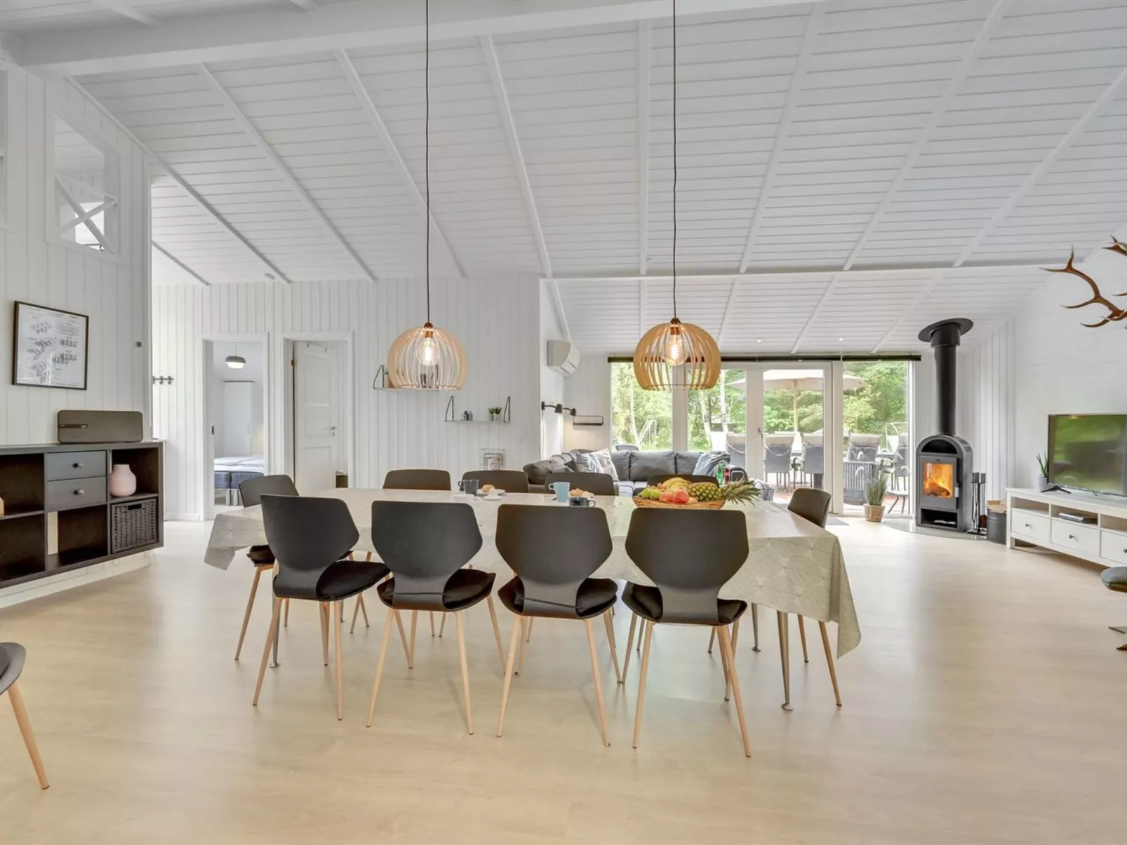 "Liviana" -  from the sea-Binnen