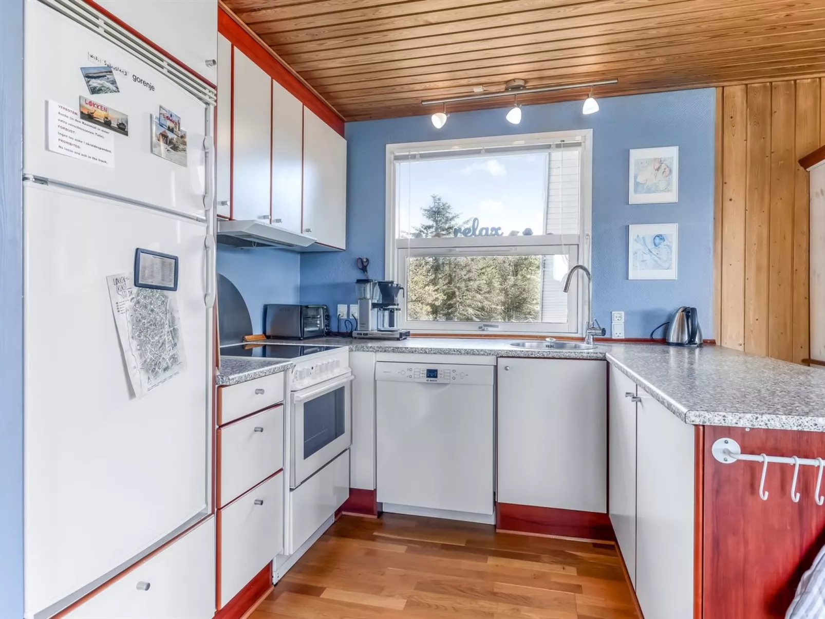 "Letje" - 500m from the sea-Binnen