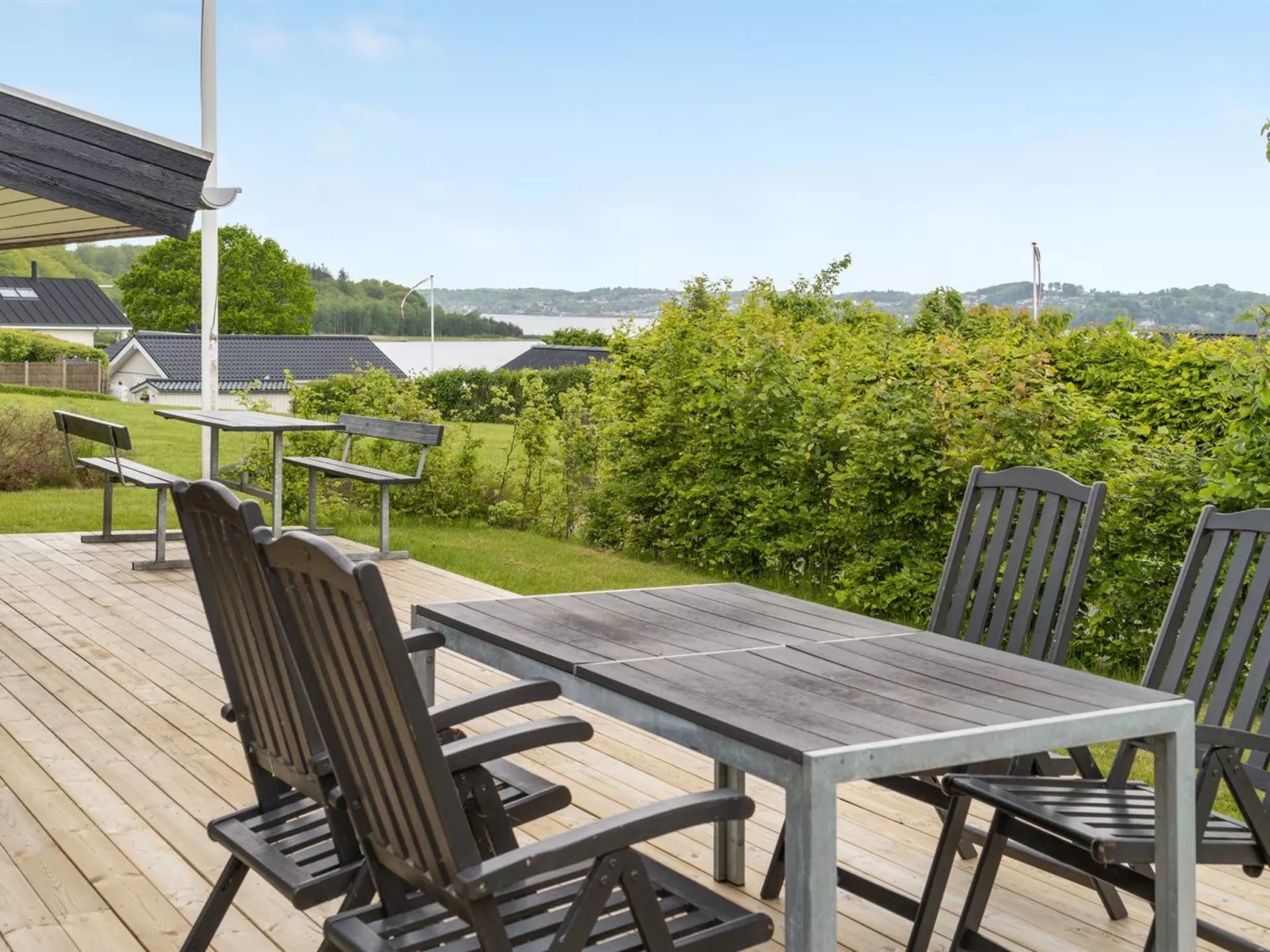 "Stiane" - 100m to the fjord-Buiten