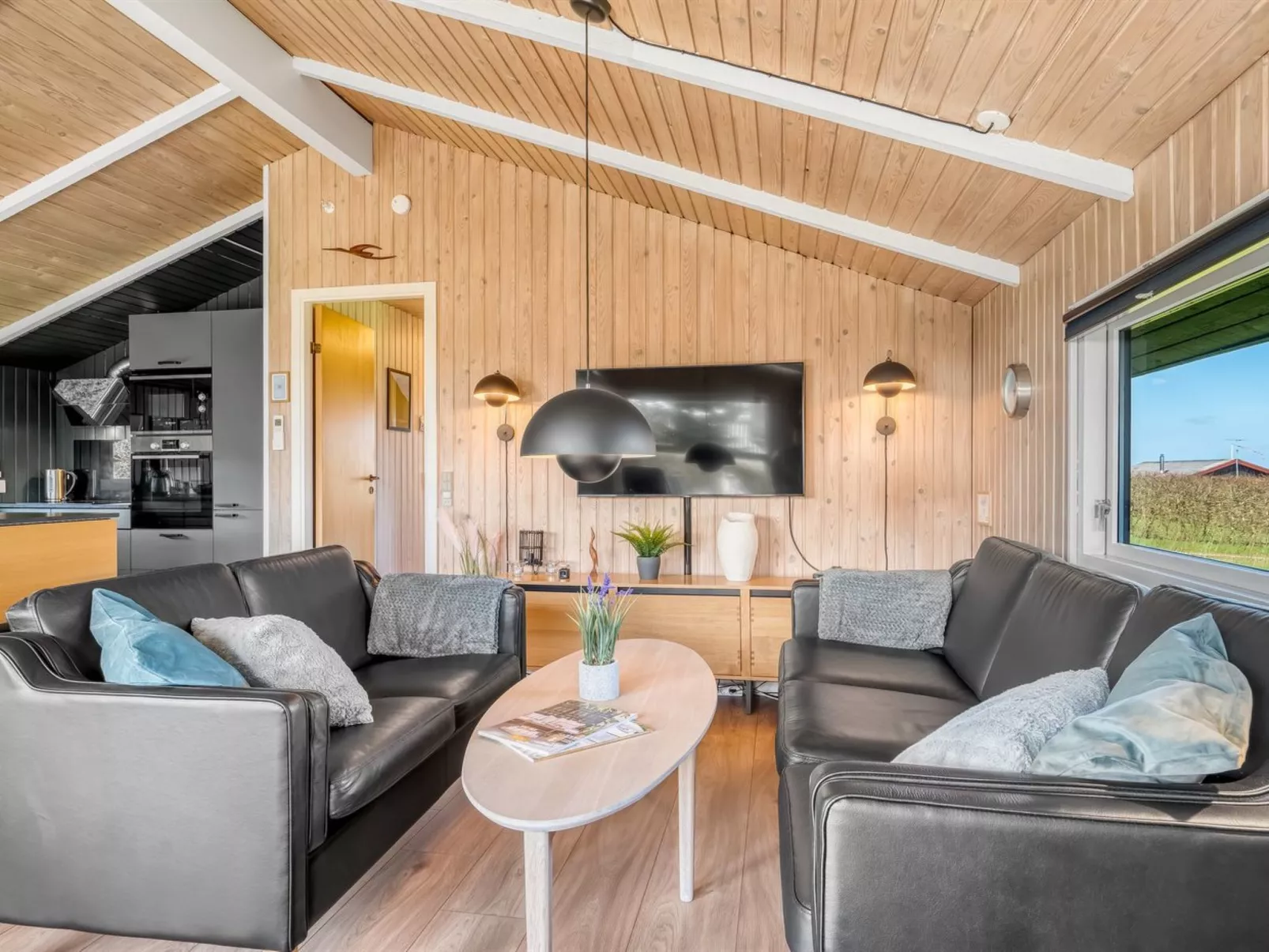 "Ofrath" - 350m to the fjord-Binnen