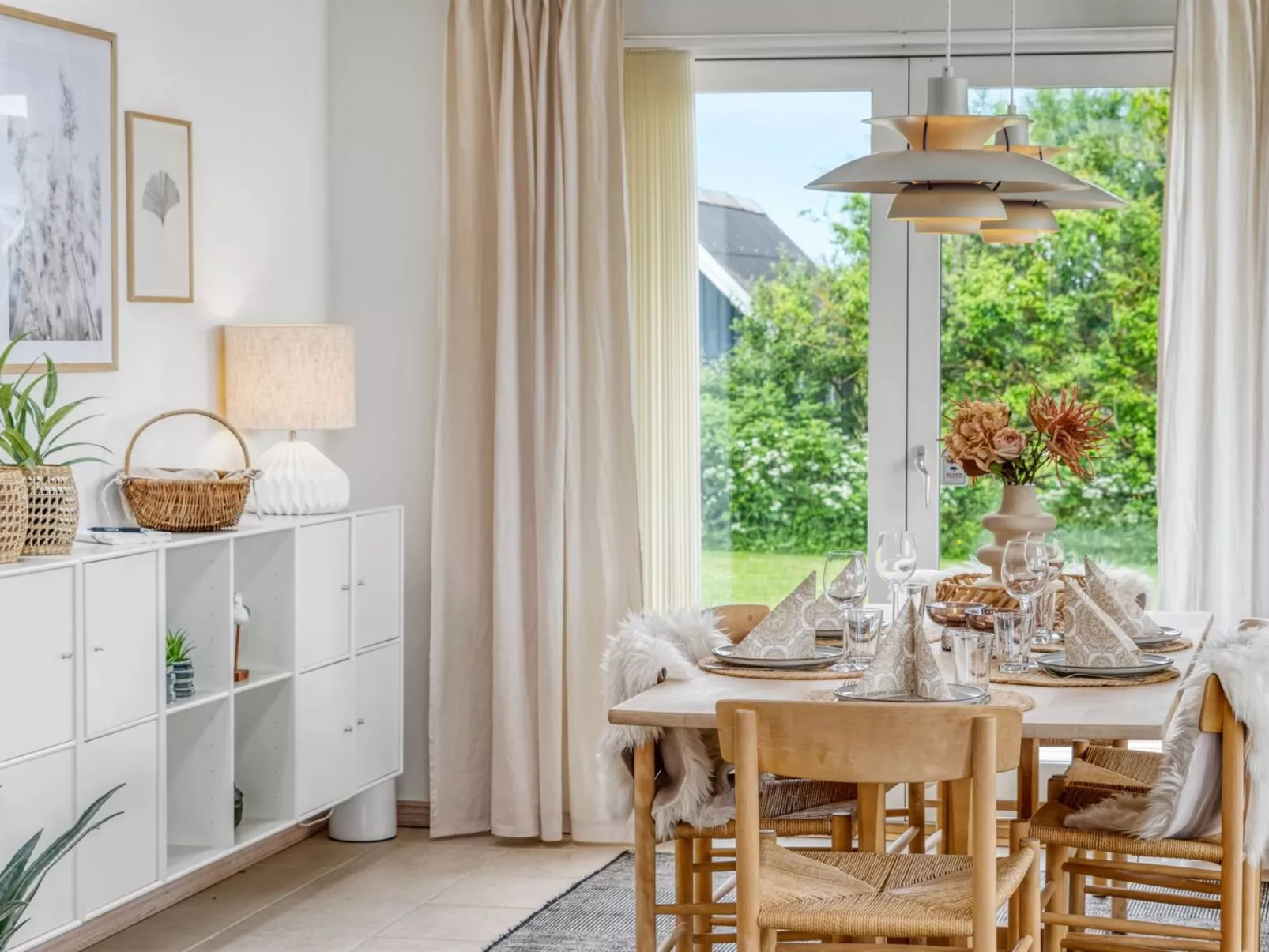 "Gedda" -  from the sea-Binnen