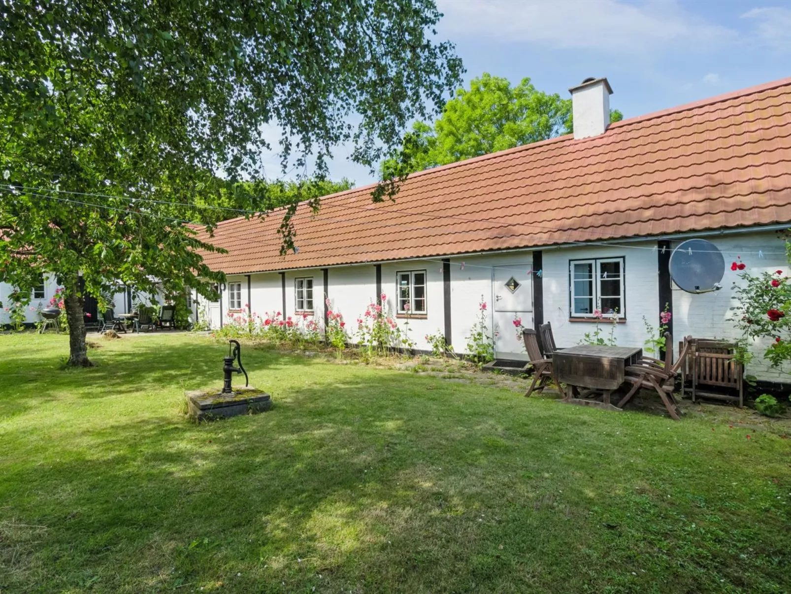 "Héléne" - 2.4km from the sea-Buiten