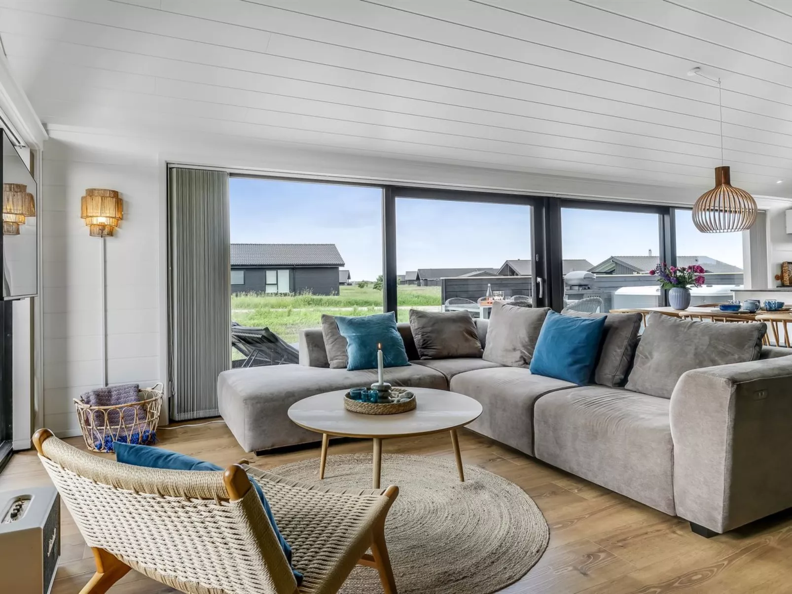 "Ata" - 400m from the sea-Binnen