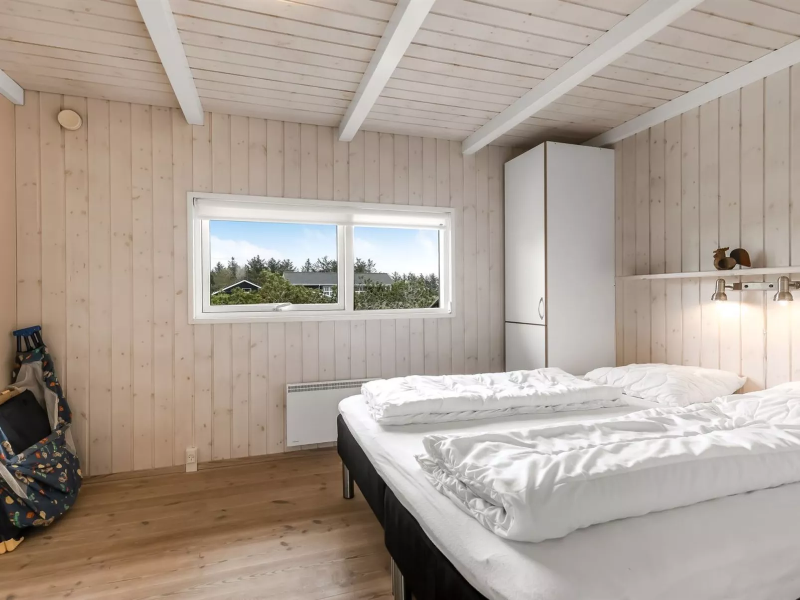 "Juris" - 950m from the sea-Binnen