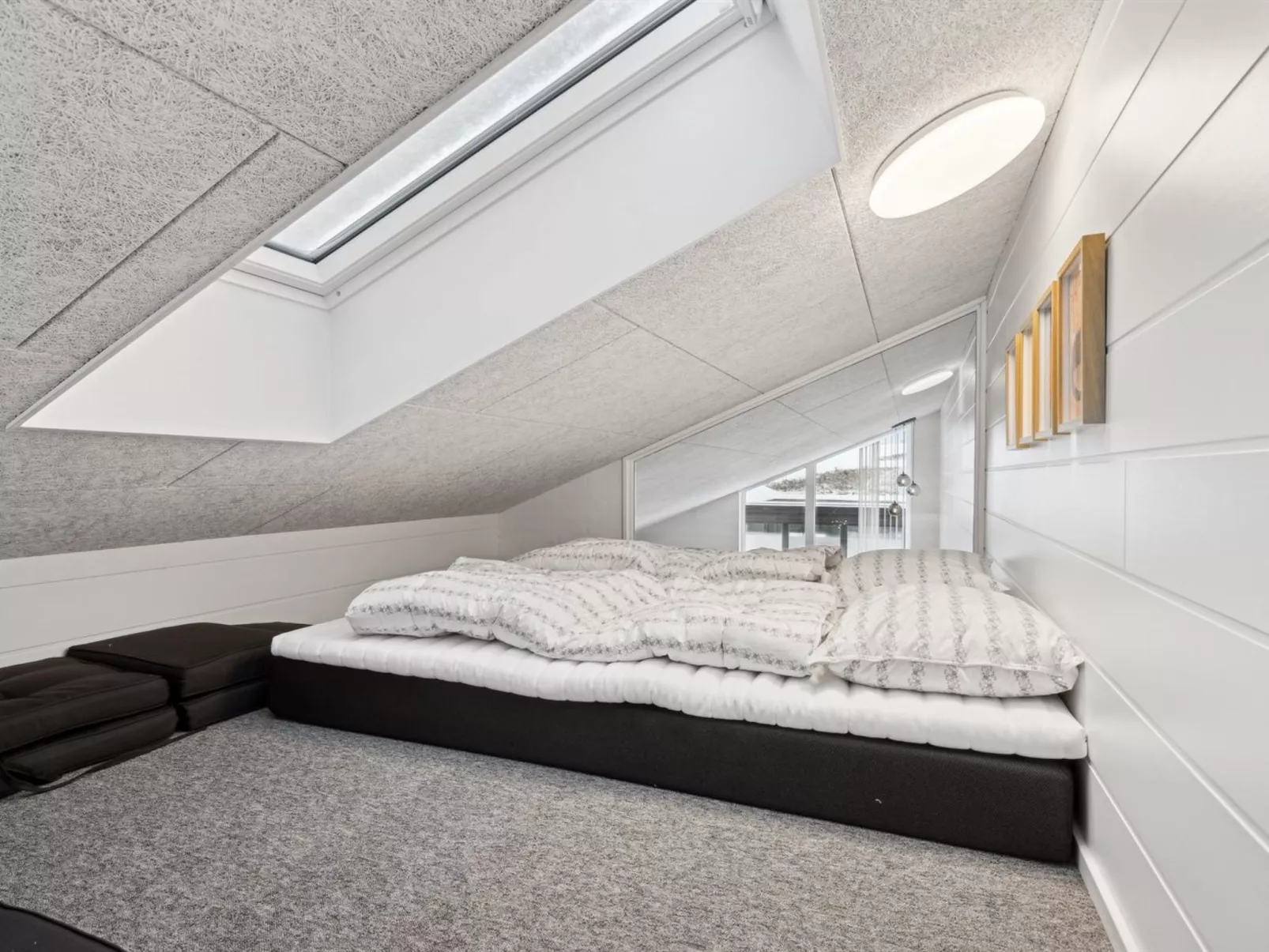 "Lanessa" - 800m from the sea-Binnen