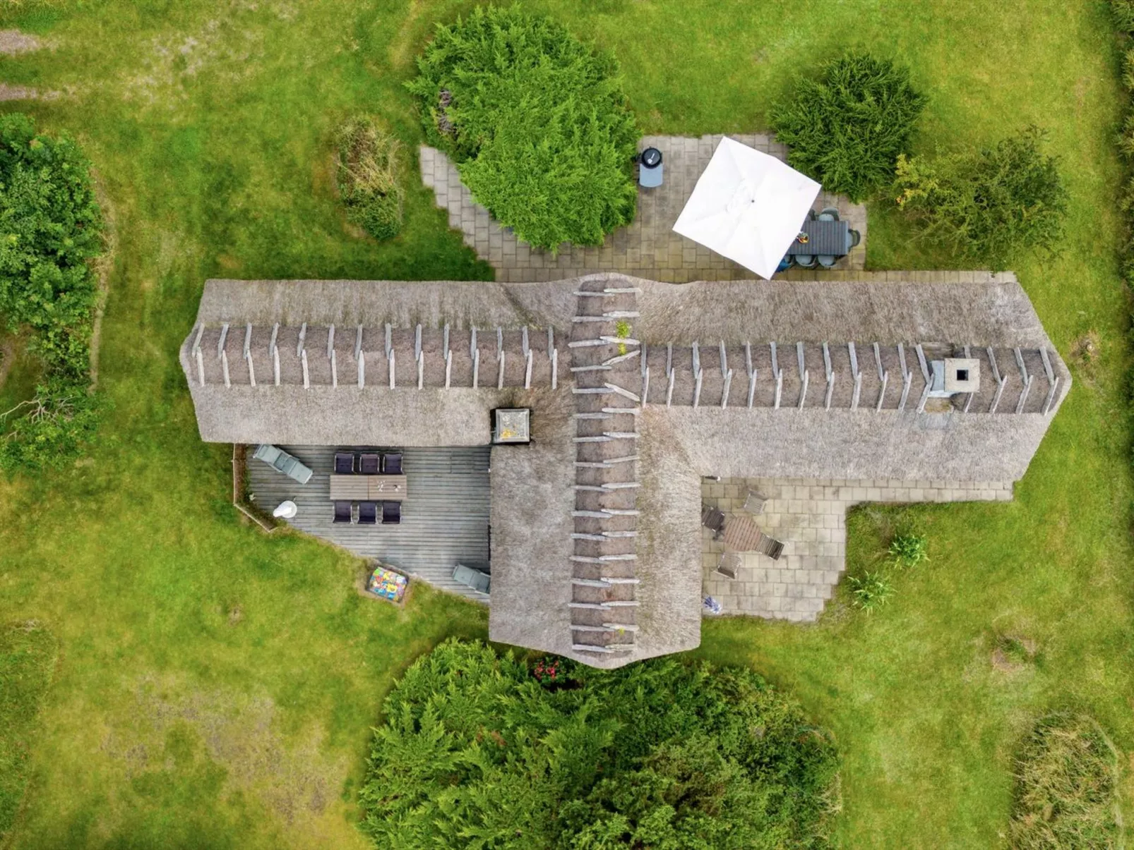 "Emeli" - 100m from the sea-Buiten