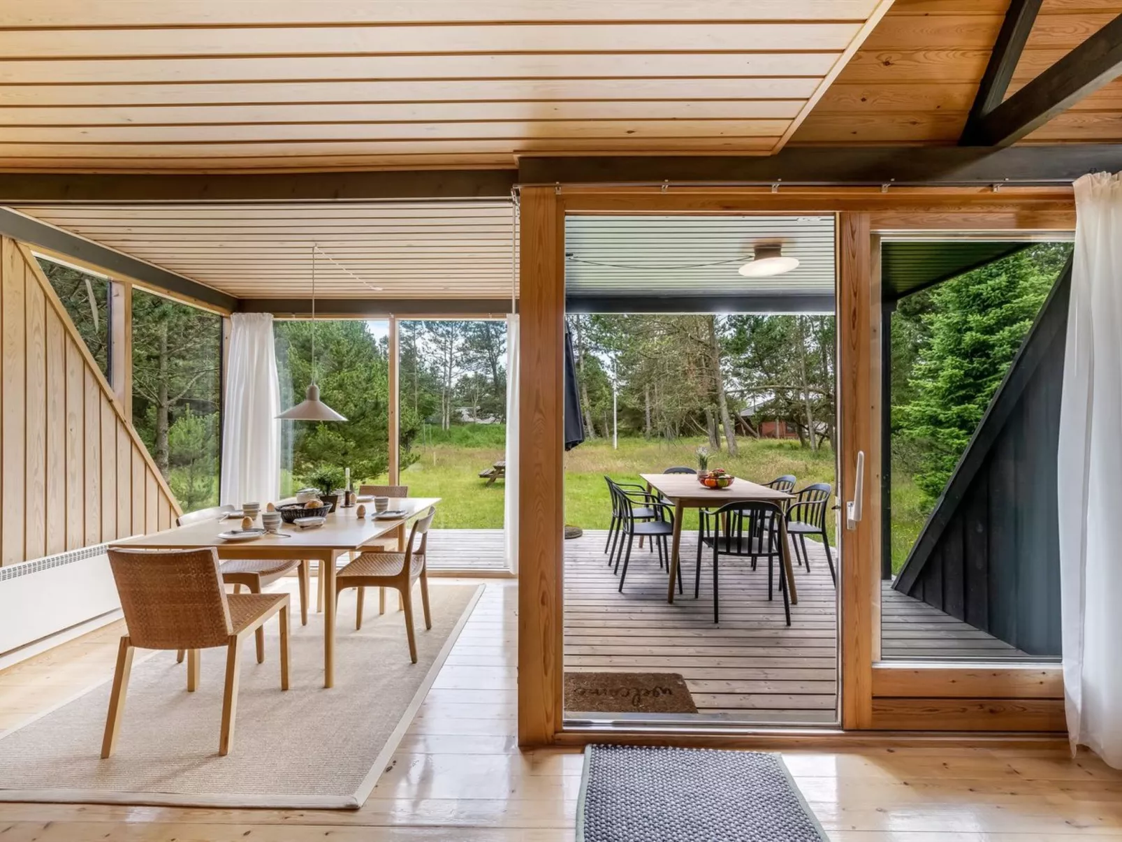 "Peta" - 1.6km from the sea-Binnen