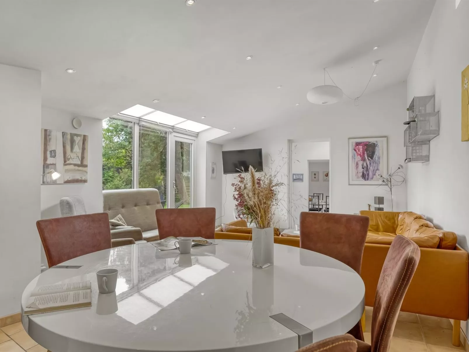 "Henkil" - 175m from the sea-Binnen