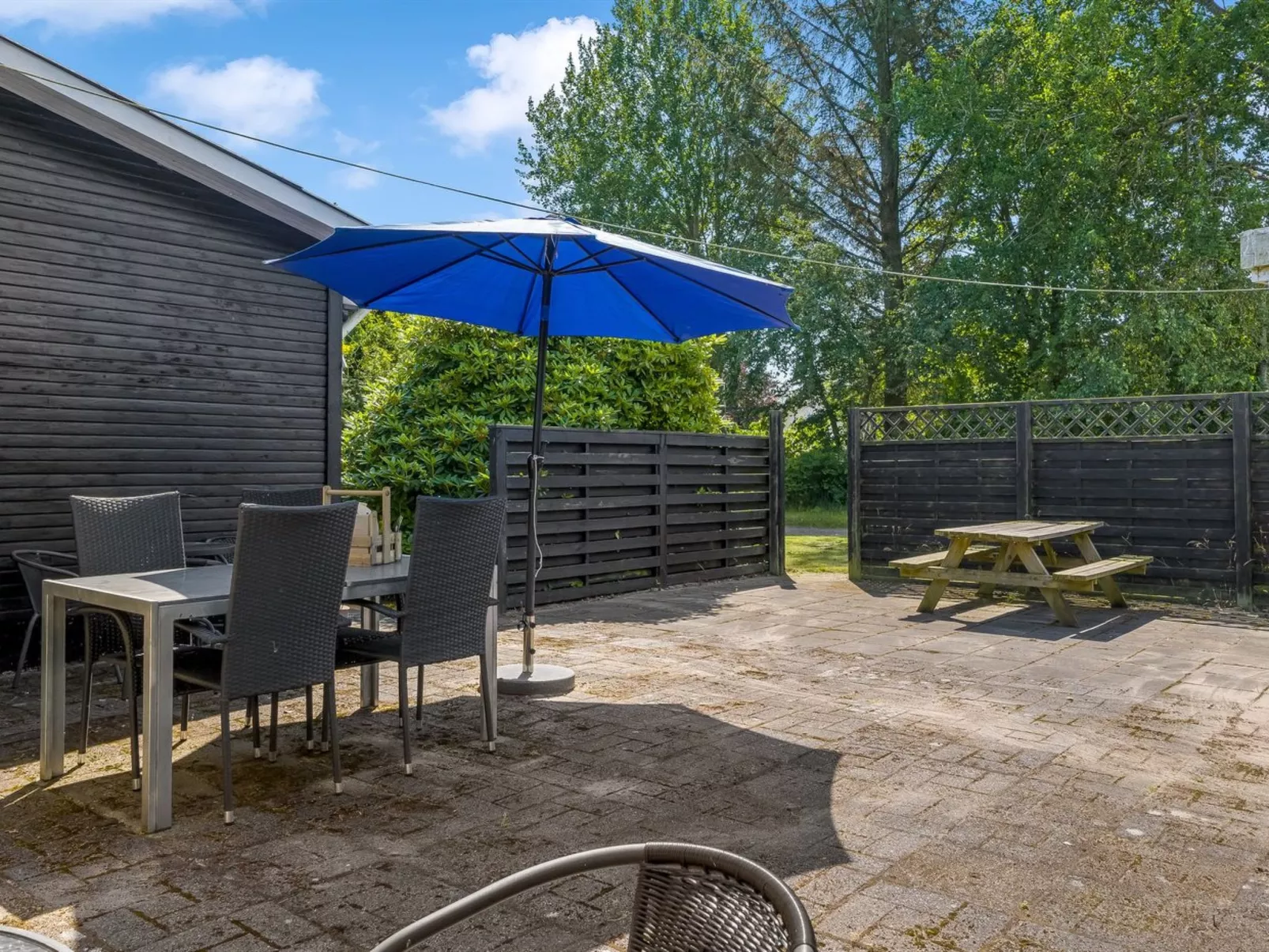 "France" - 5km from the sea-Buiten