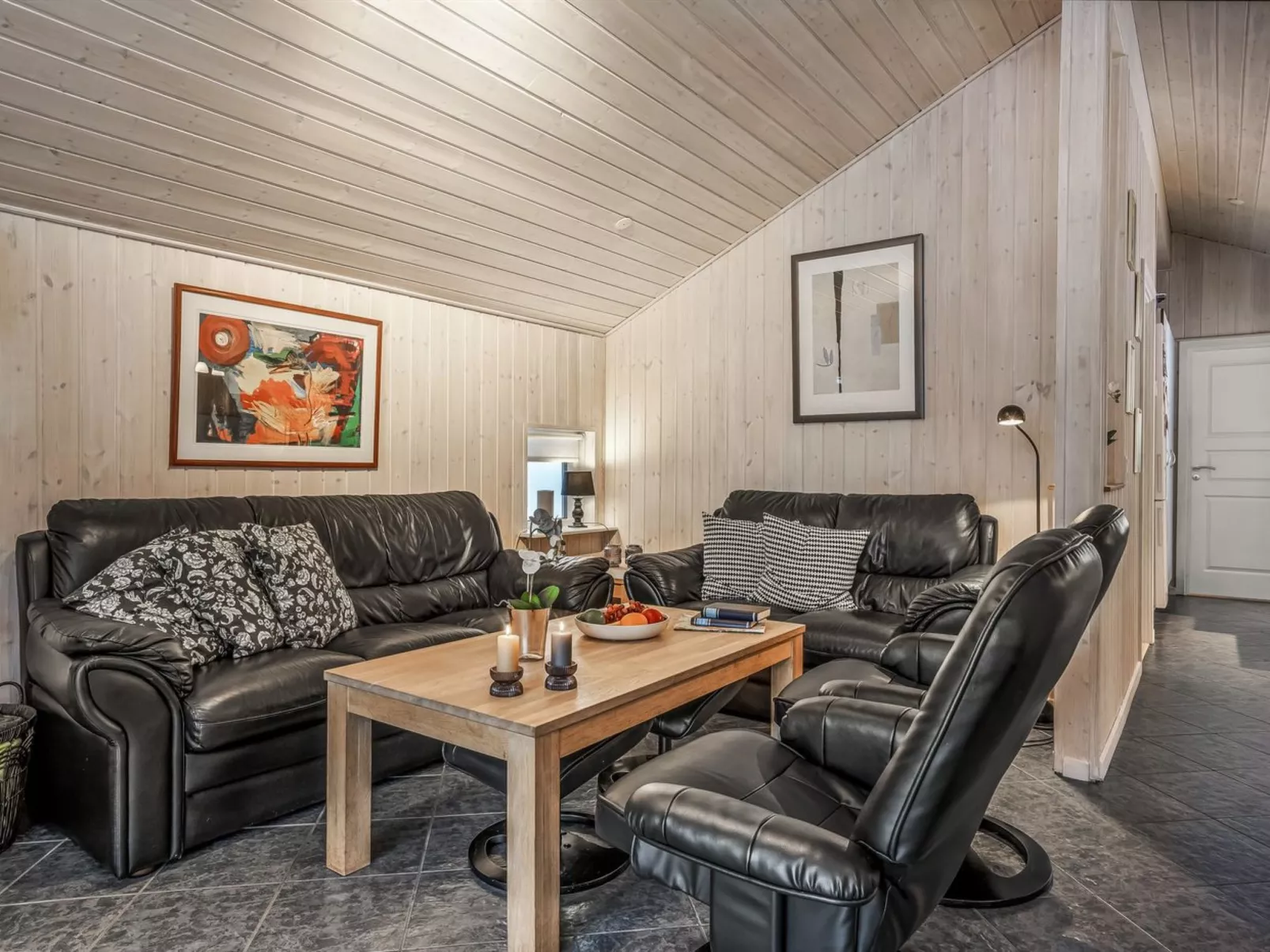 "Elvin" - 2km from the sea-Binnen