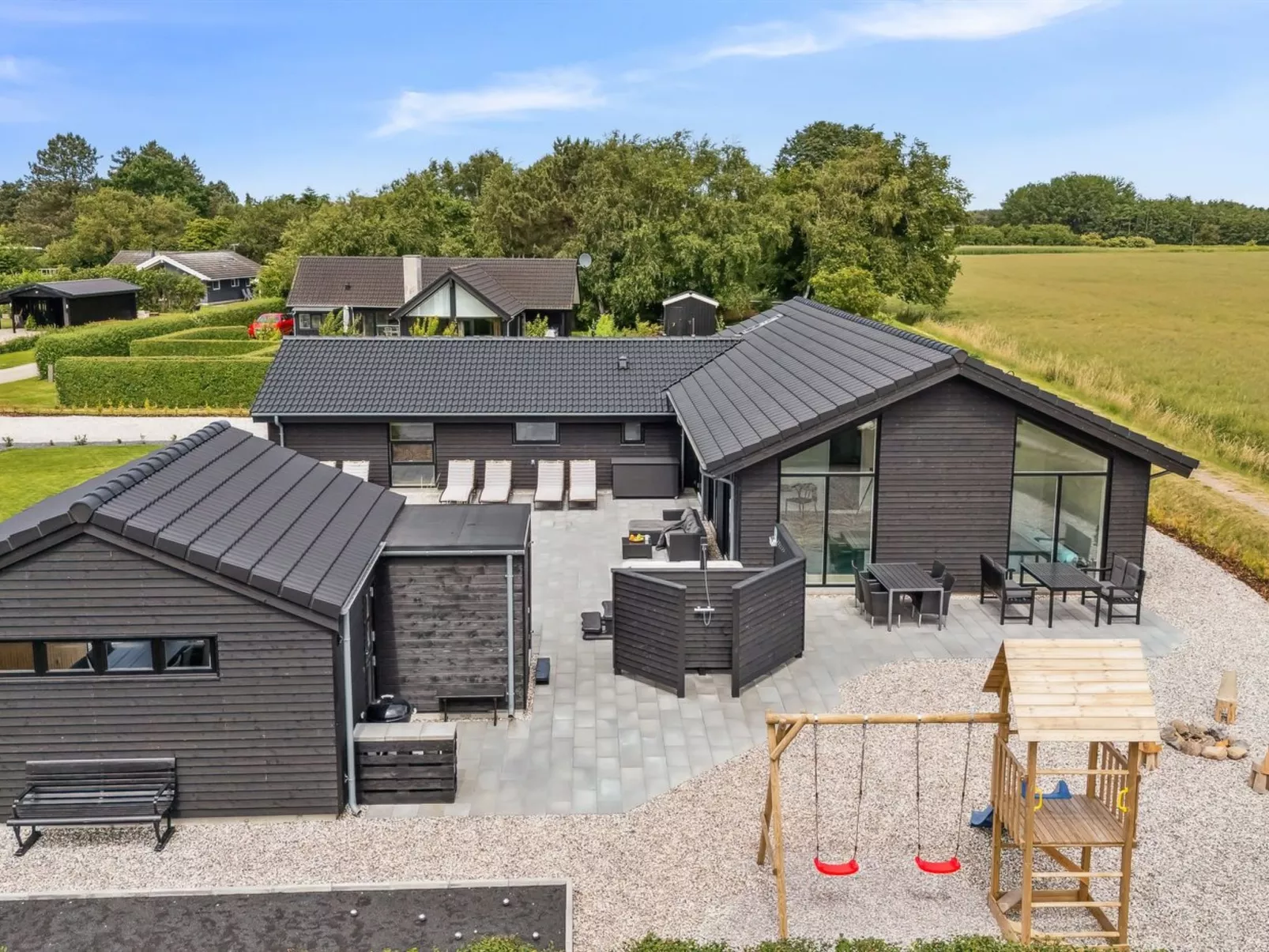 "Christian" - 600m from the sea-Buiten