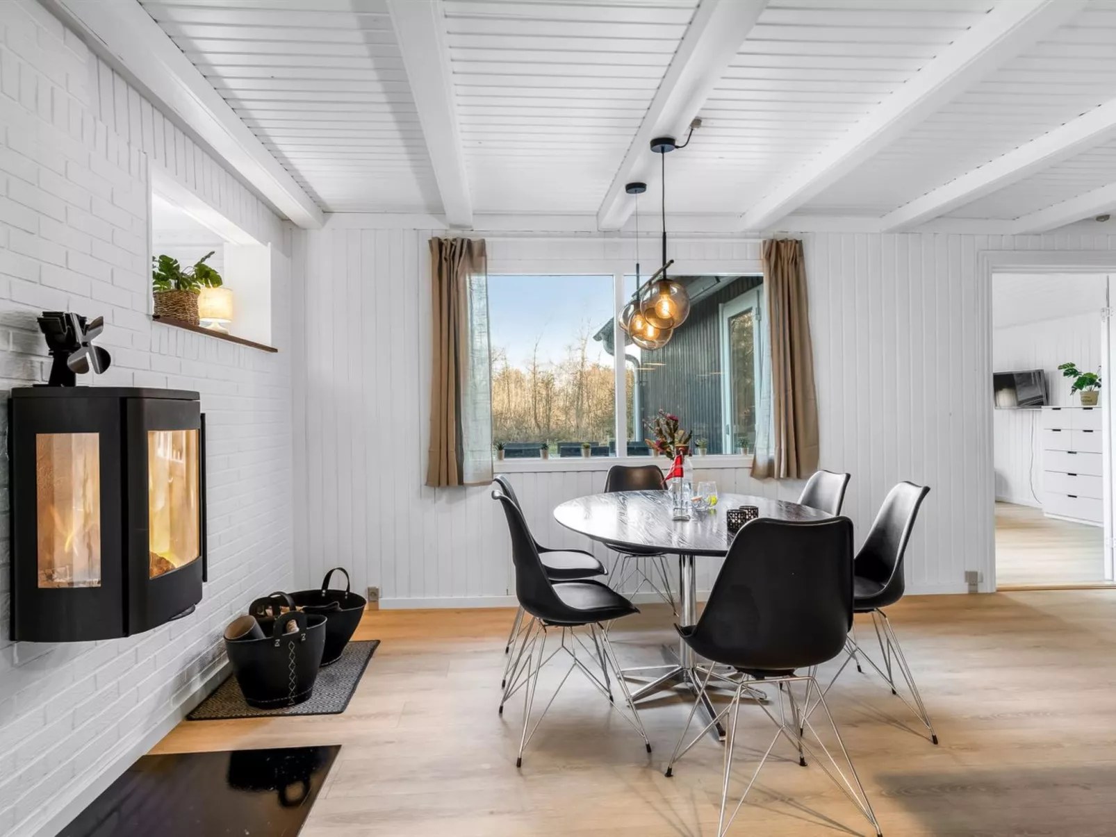 "Gunnil" - 400m from the sea-Binnen