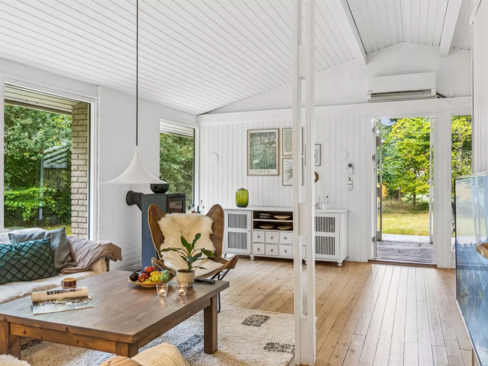 "Arto" - 1.2km from the sea-Binnen