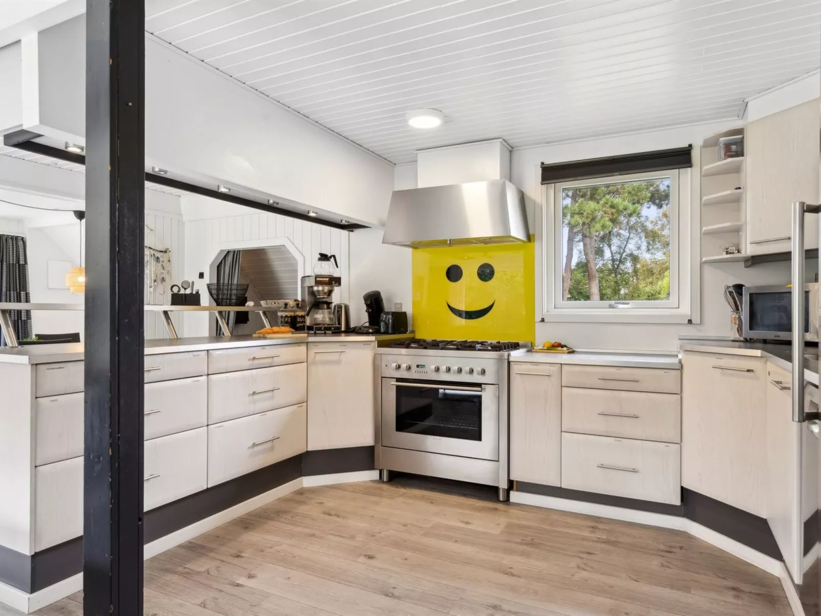 "Eugenie" - 100m from the sea-Binnen