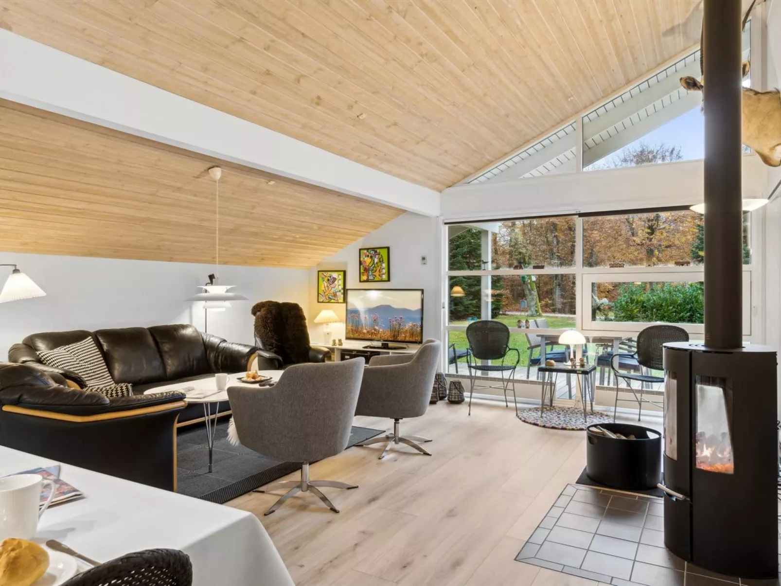 "Teodosij" - 500m from the sea-Binnen