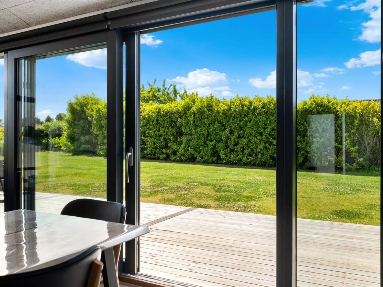 "Tydkil" - 250m from the sea-Binnen