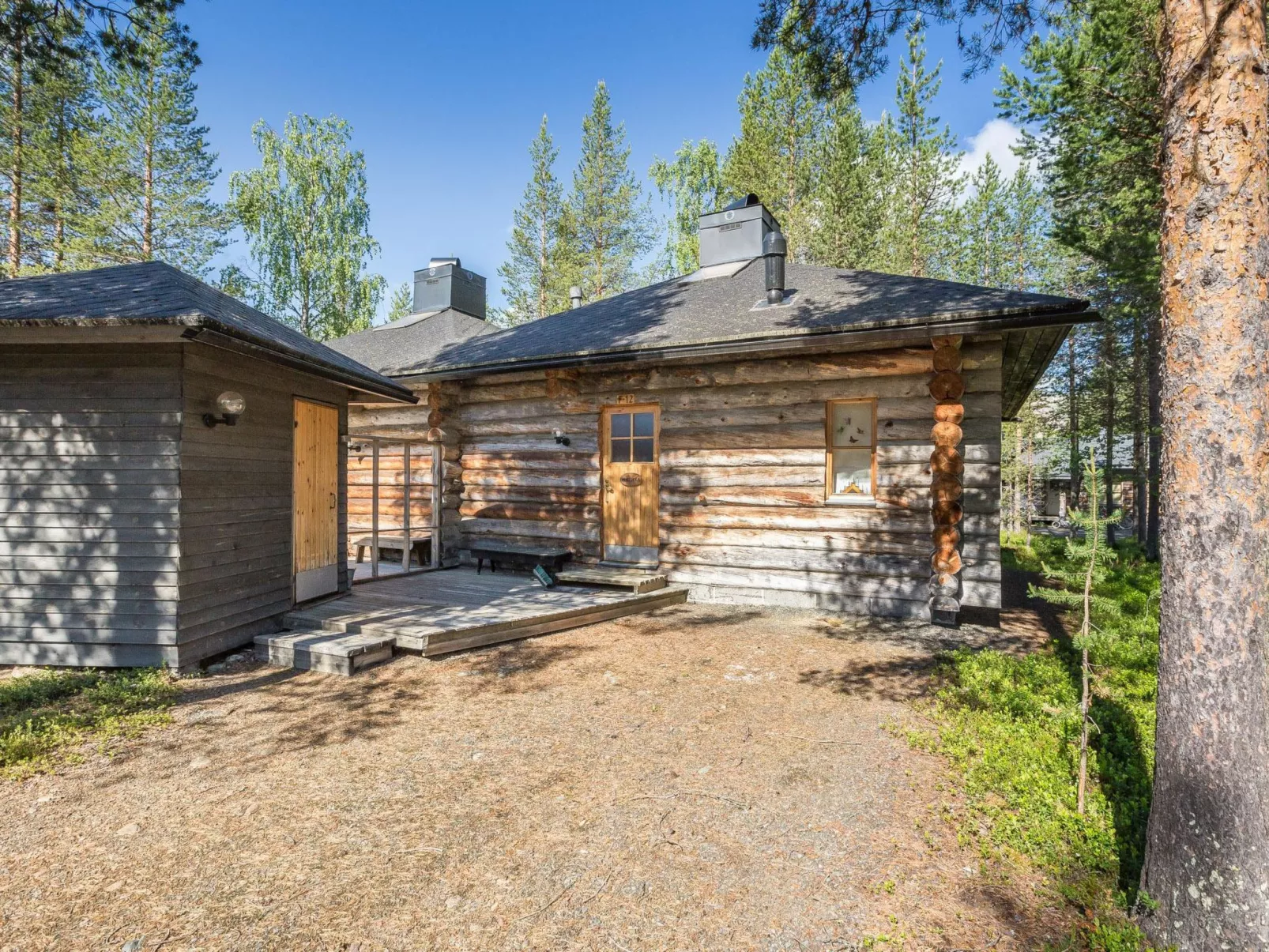 Ylläsparit as. mustikka-Binnen