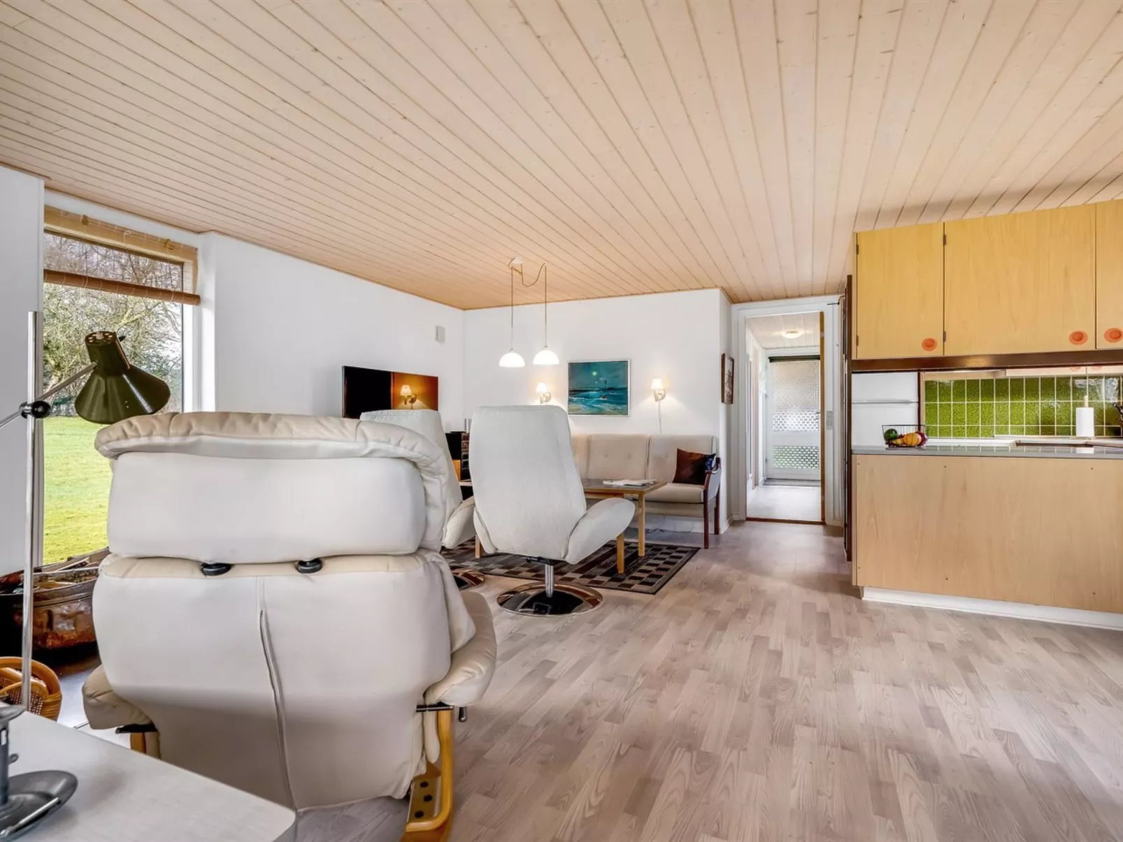 "Marika" - 400m to the fjord-Binnen