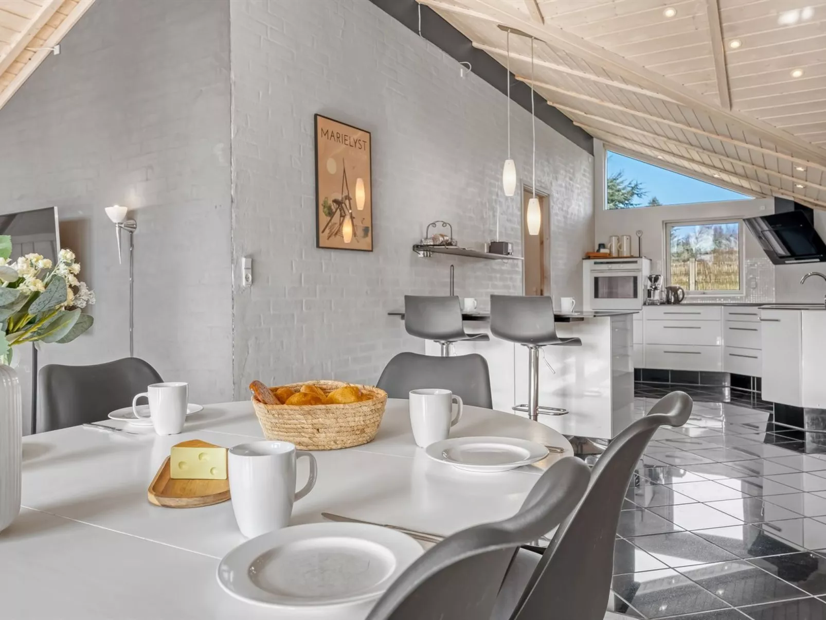 "Selvi" - 500m from the sea-Binnen