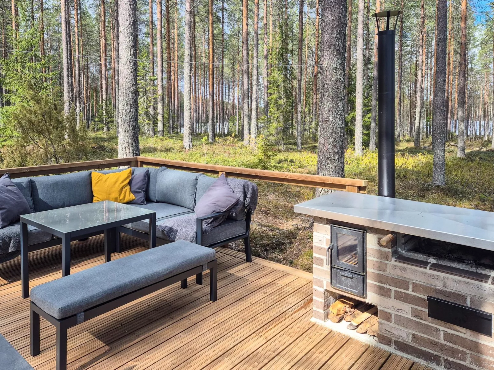 Pilkkaniemi - Binnen