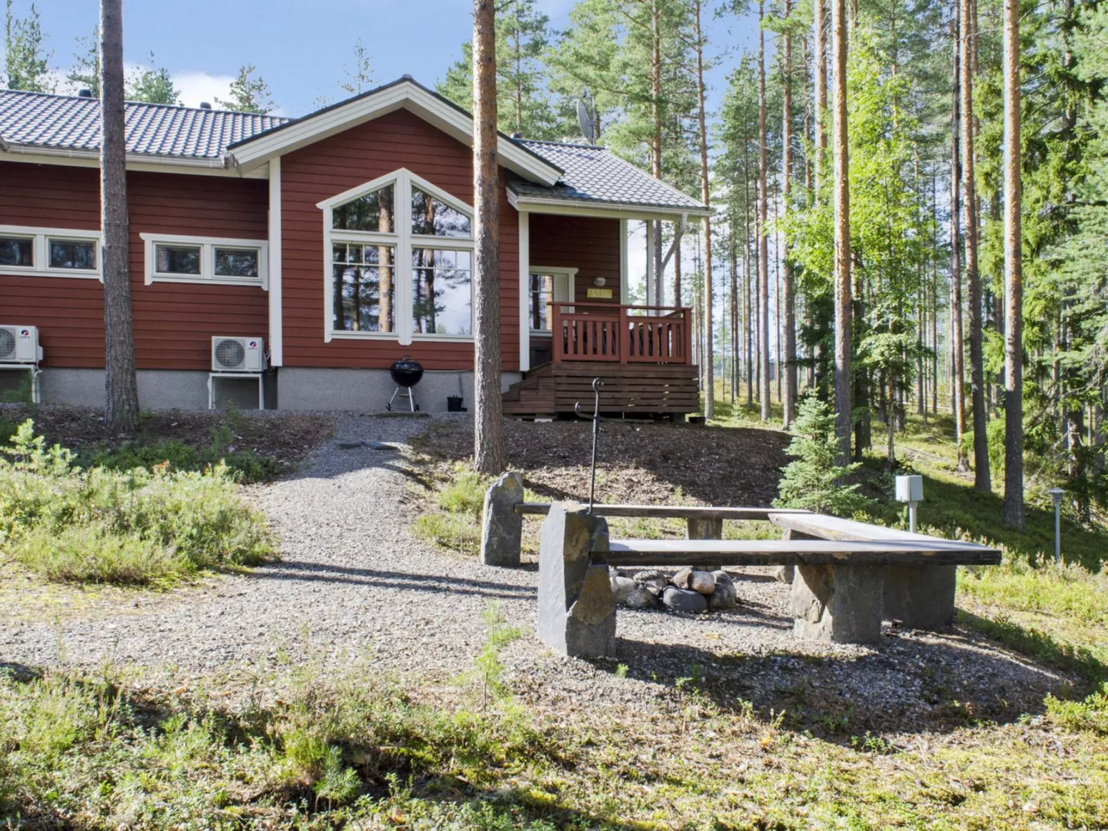 Otsopirtti, maria-Binnen