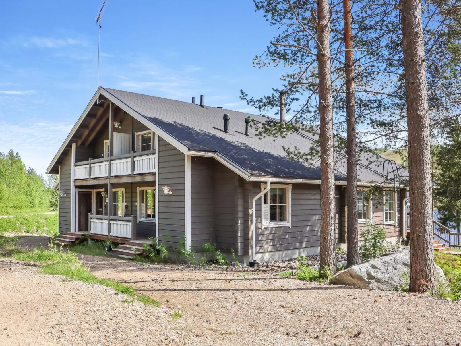 Aurinko-saaga 6 paritalo-Binnen