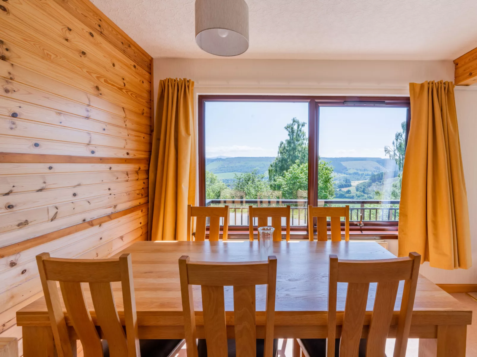 Achmony Secluded Westend-Binnen