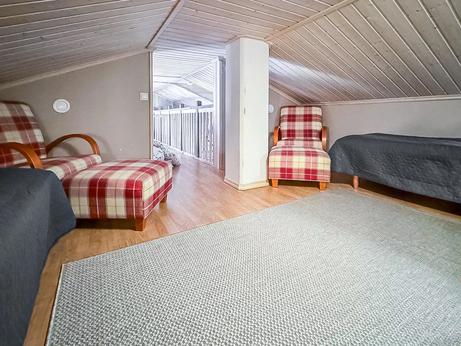 Villa taikavuosseli-Binnen