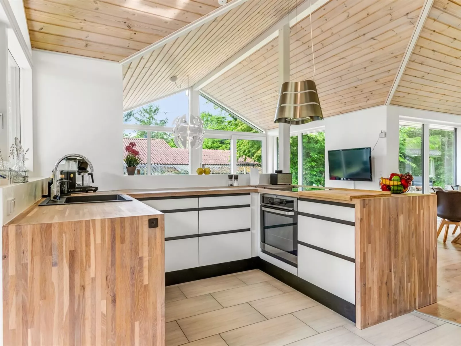 "Nanni" -  from the sea-Binnen